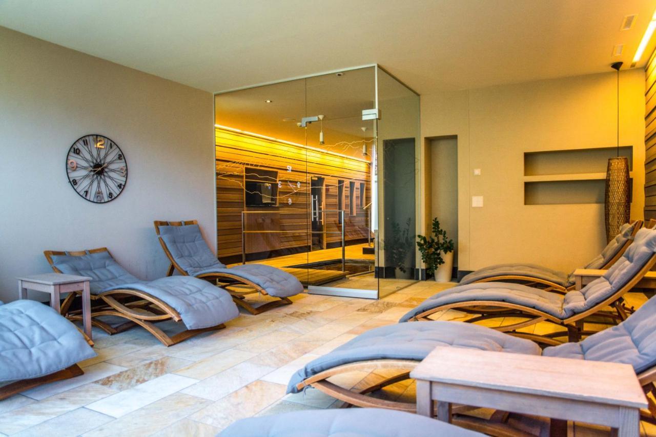Apartment Alpenrose 2.5 Mit Mitbenutzung Spa & Wellness - Griwa Rent Ag Beatenberg Exterior photo